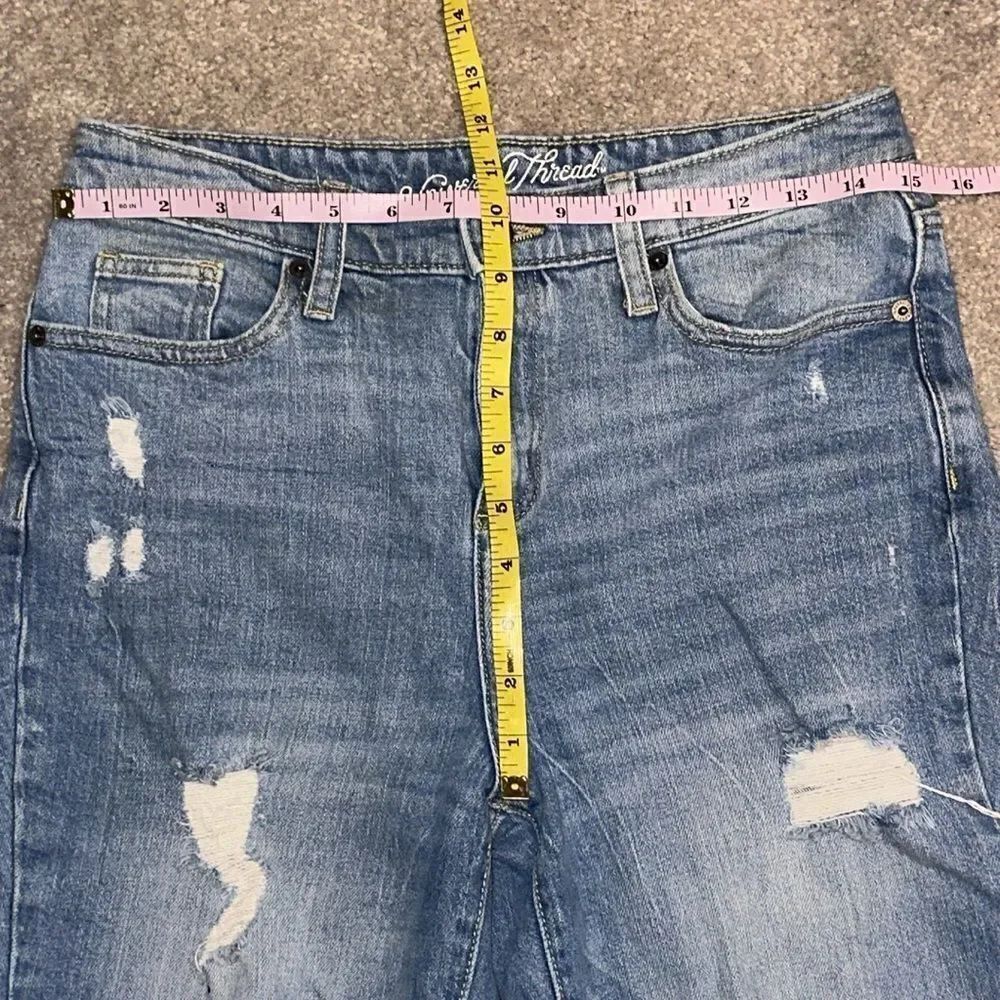 Universal Thread High Rise Straight Distressed Jeans! - Picture 5 of 14